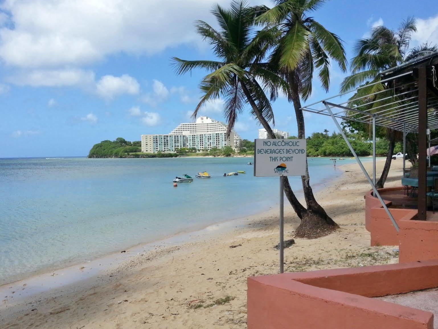 Hotel Santa Fe Tamuning Buitenkant foto